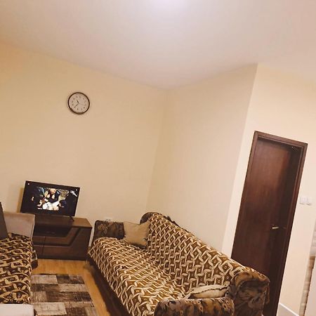 Hotel Prestige 4 Podgorica Esterno foto